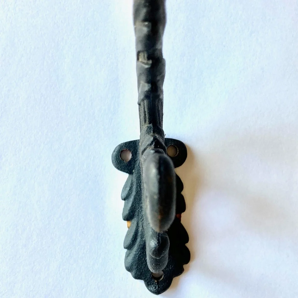 Vintage Black Triple Hook Victorian Ornate Cast Iron Made in Michigan USA 8-1/2